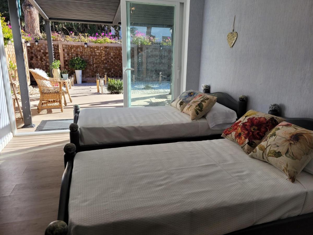 Bonita Casa Adosada En Esquina Marbella Eksteriør billede